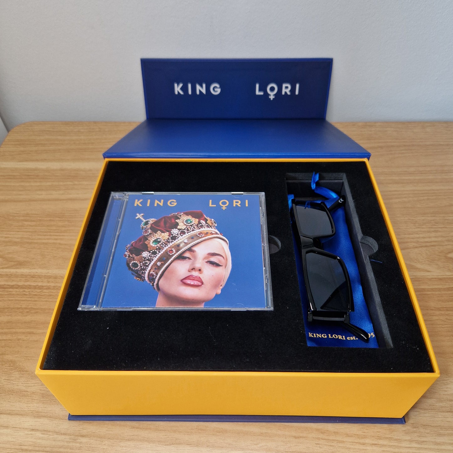 Loredana - King Lori Special Box Set Stoffmaske fehlt