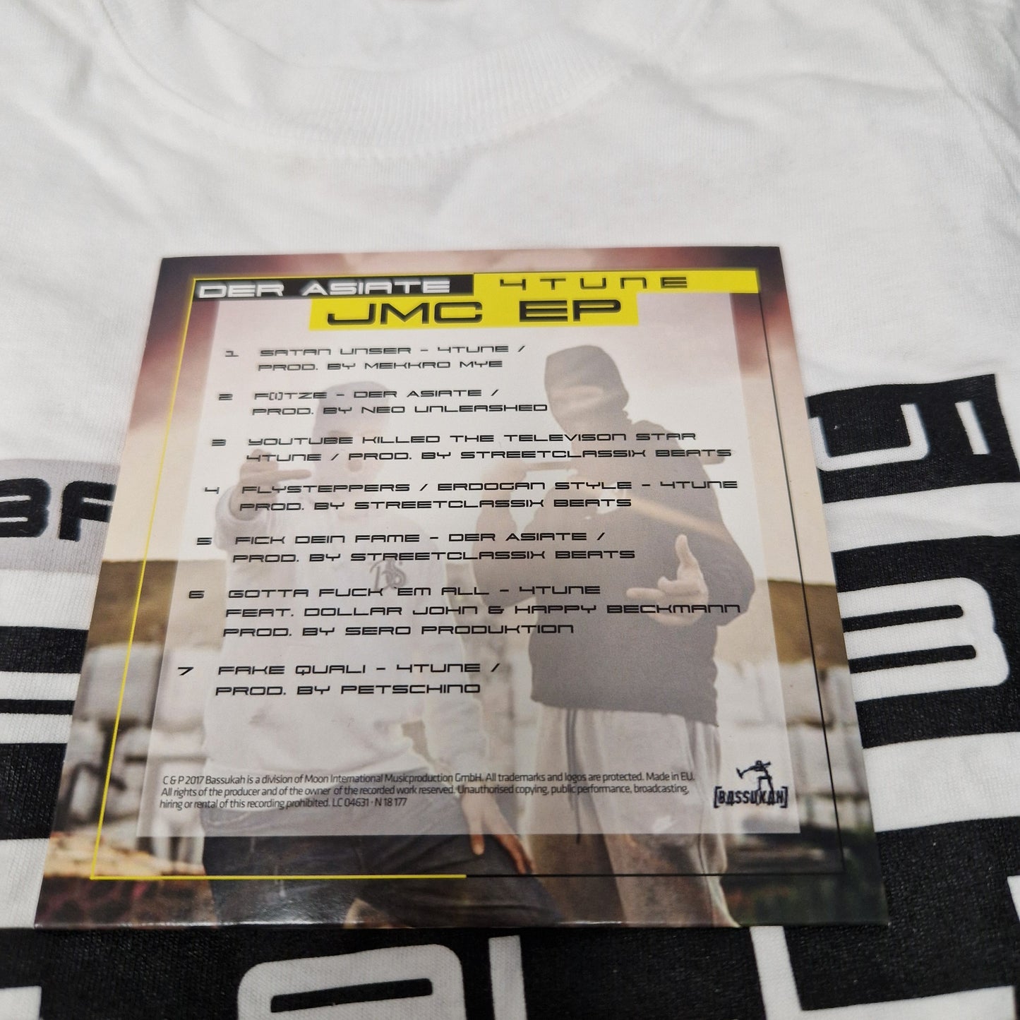 4Tune & Der Asiate - Bang Shui Limited Fan Box
