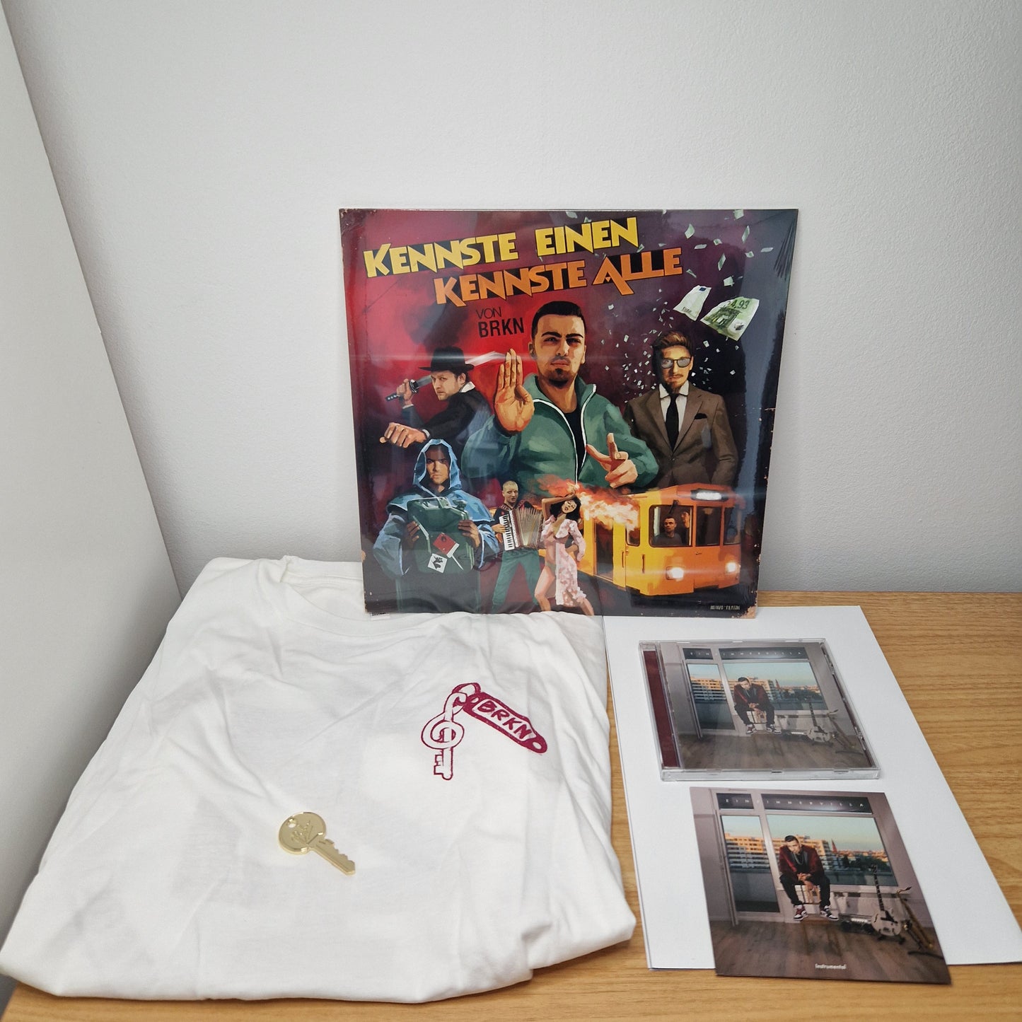 Brkn - Einzimmervilla Limited Fan Box