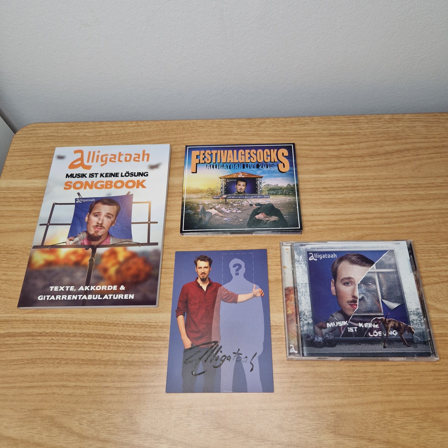 Alligatoah - Musik ist keine Lösung Limitierte Box T-Shirt fehlt