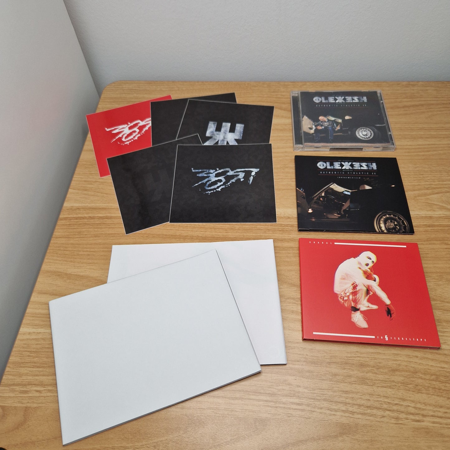 Olexesh - Authentic Athletic 2 Limited Deluxe Box Gürteltasche fehlt