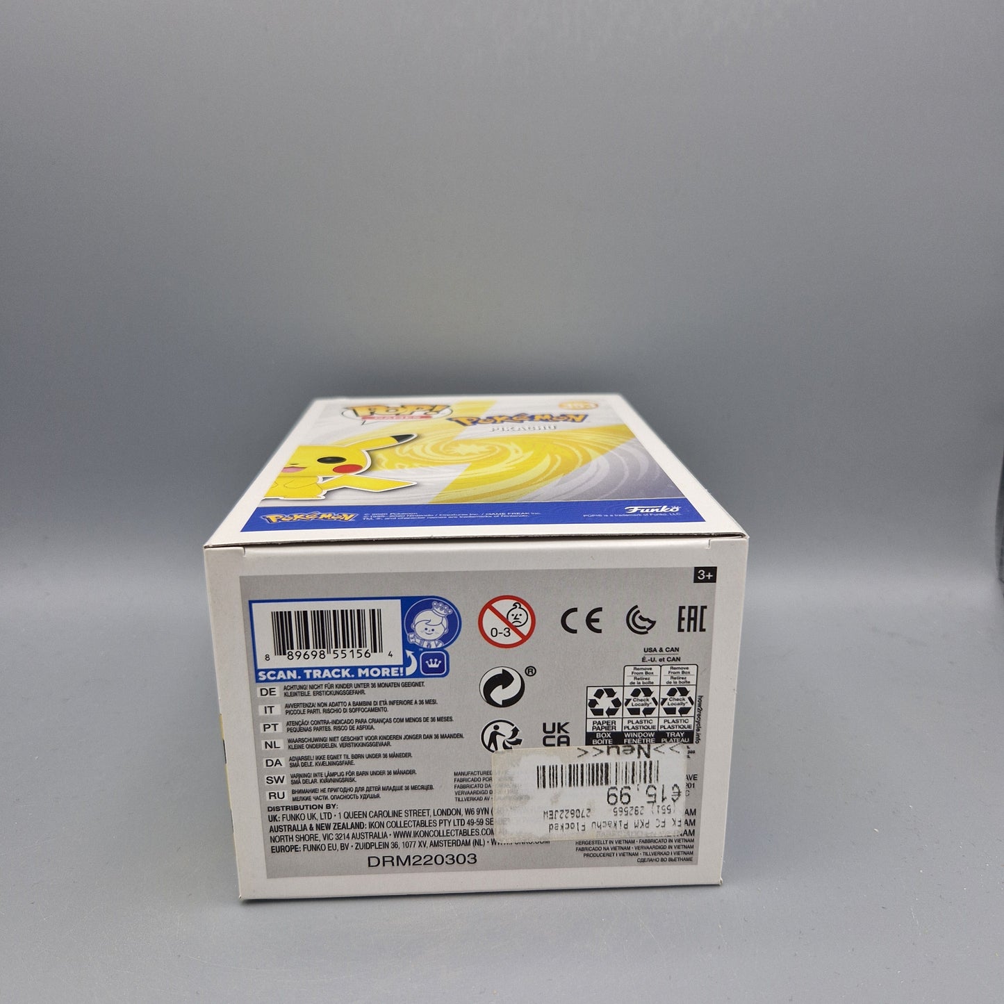 Funko Pop! Games Pokémon #353 Pikachu Flocked Funko Club Exclusive