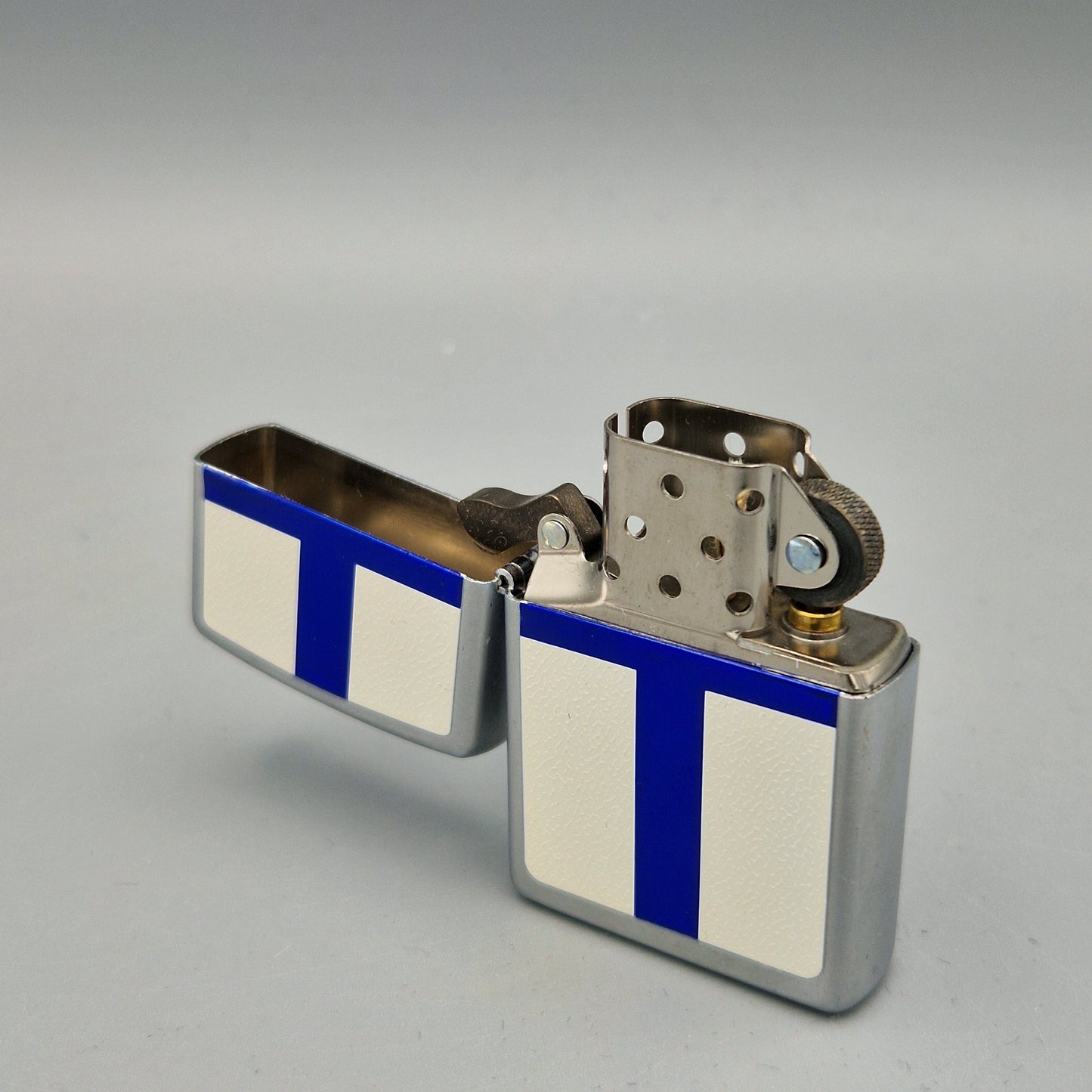 Zippo Feuerzeug Finnland Finland H06 Lighter - ungezündet - ohne OVP