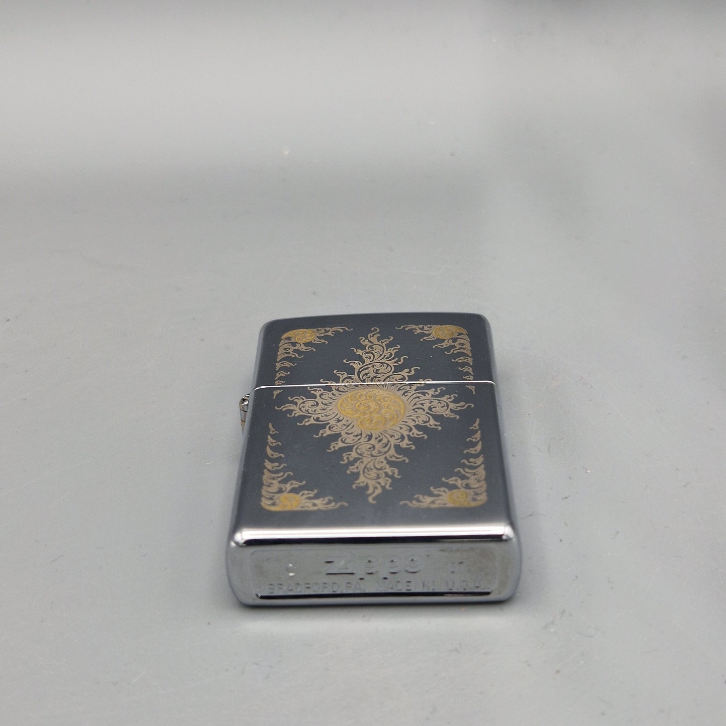 Zippo Feuerzeug Ornamente C07 Lighter - ungezündet - ohne OVP