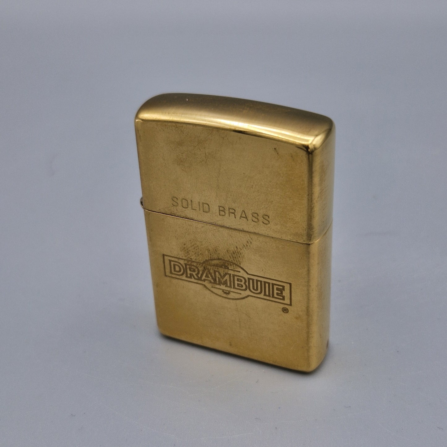 Zippo Feuerzeug Solid Brass Messing Drambuie K XIII (1997) Lighter - ungezündet - ohne OVP