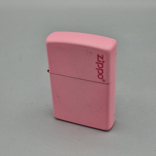 Zippo Feuerzeug Uni Logo pink rosa matt	A18	Lighter - gebraucht - ohne OVP