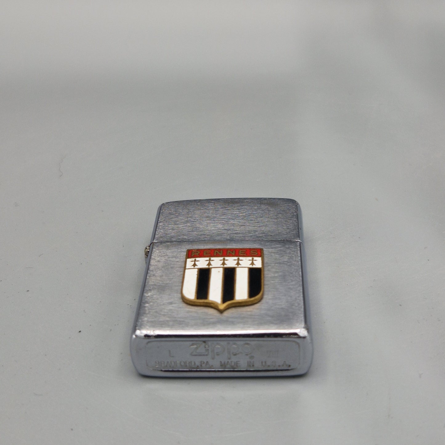 Zippo Feuerzeug Rennes Logo Wappen L VIII (1992) Lighter - gebraucht - ohne OVP