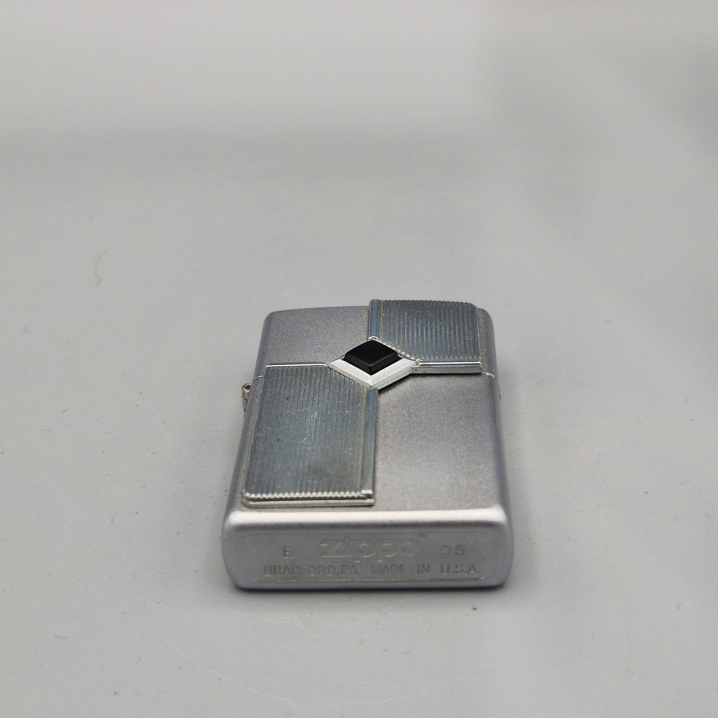 Zippo Feuerzeug Onyx Diamond E05 Lighter - gebraucht - ohne OVP