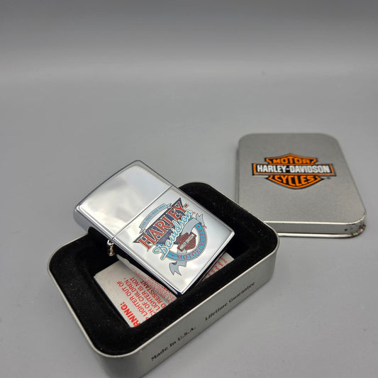 Zippo Harley-Davidson Live Free	F XVI (2000)	Feuerzeug	Lighter - ungezündet