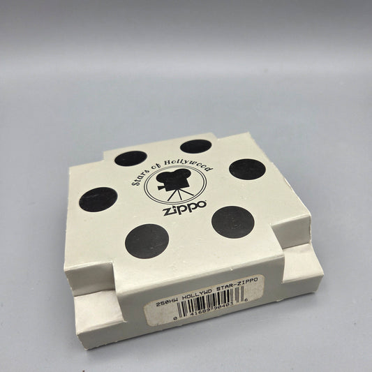 Zippo Hollywood Star	K XVI (2000)	Feuerzeug	Lighter - ungezündet