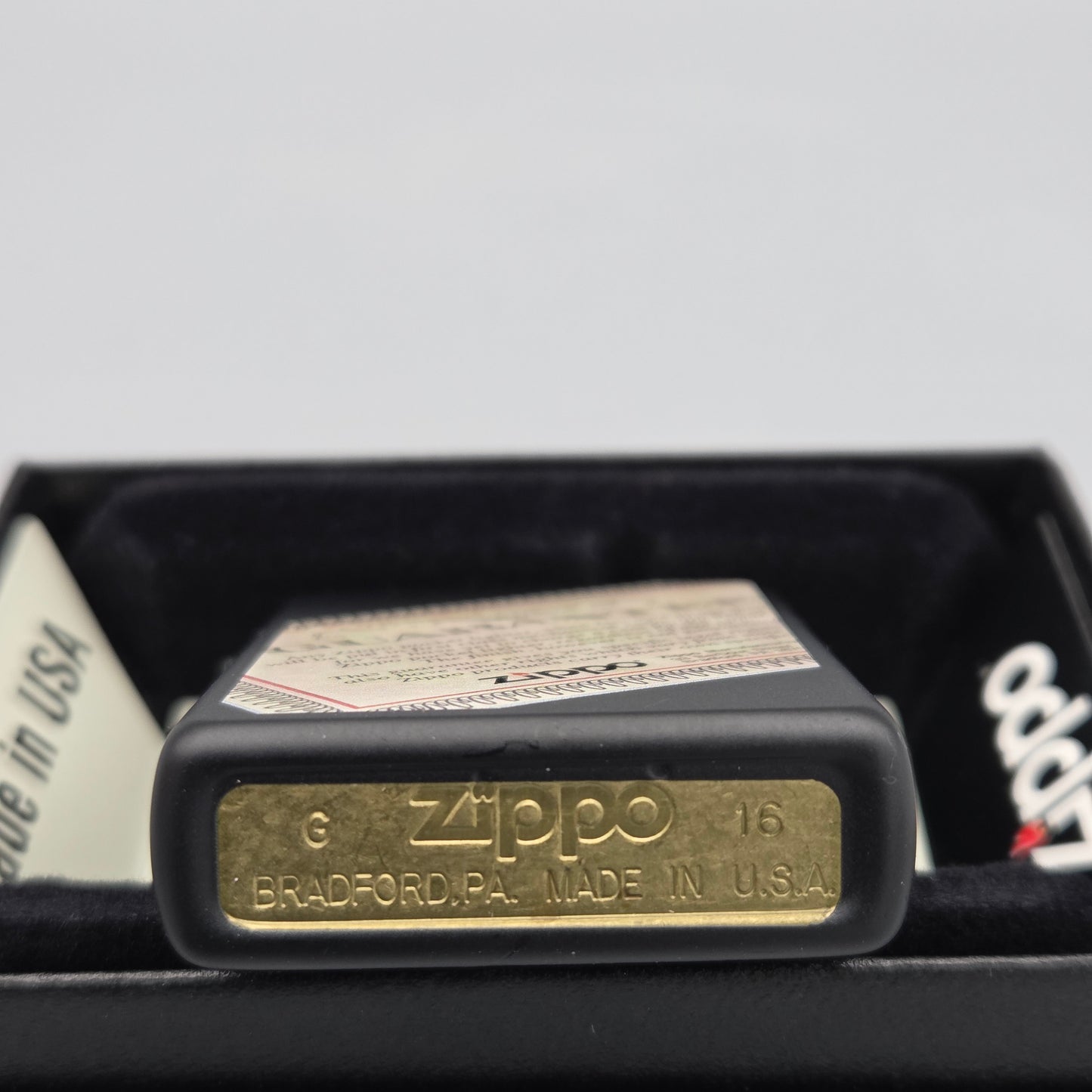 Zippo Lifetime Guarantee Feuerzeug Lighter - ungezündet, inkl. Schachtel