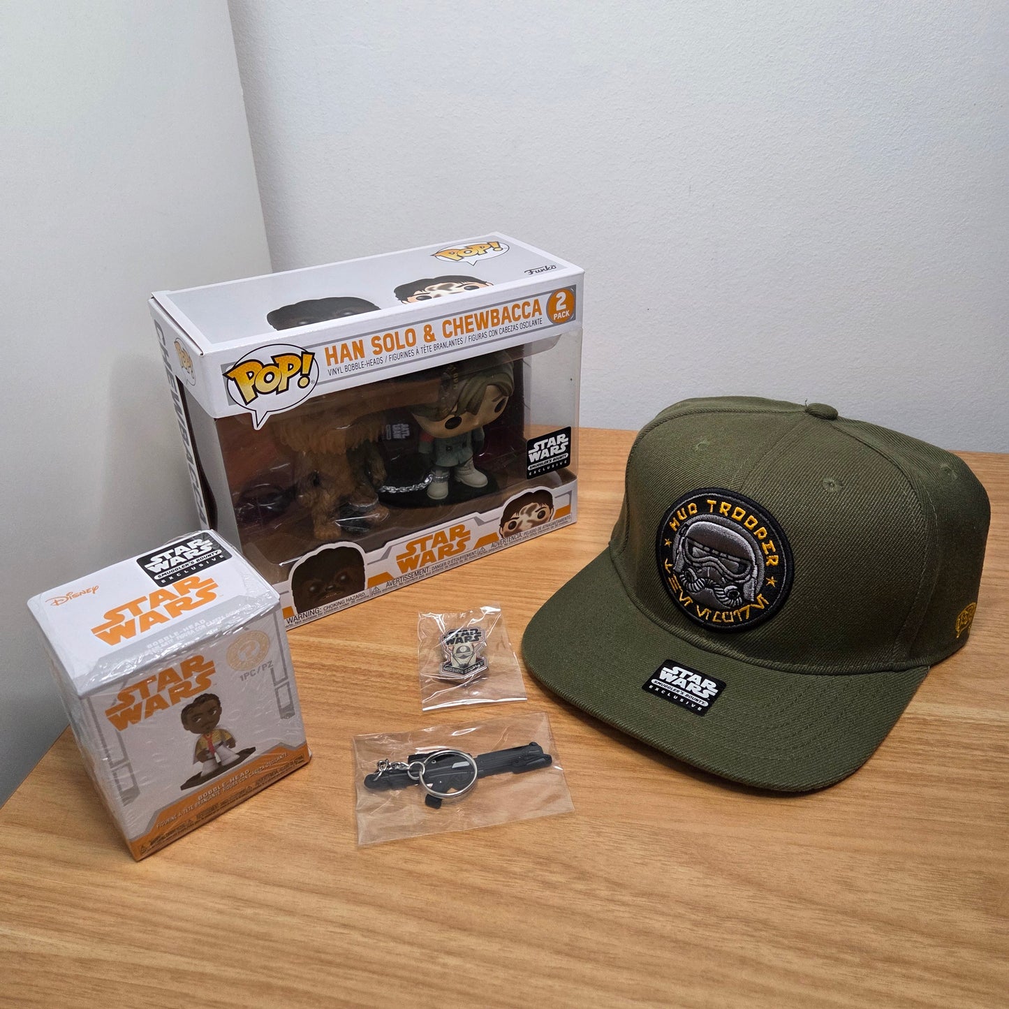 Funko Pop! Star Wars Smuggler's Bounty Set mit Han Solo & Chewbacca, Cap und mehr