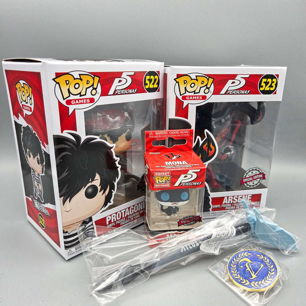 Funko Pop! Persona 5 #522 Protagonist & #523 Arsene Collector's Box Games inkl. Stift, Keychain und Pin