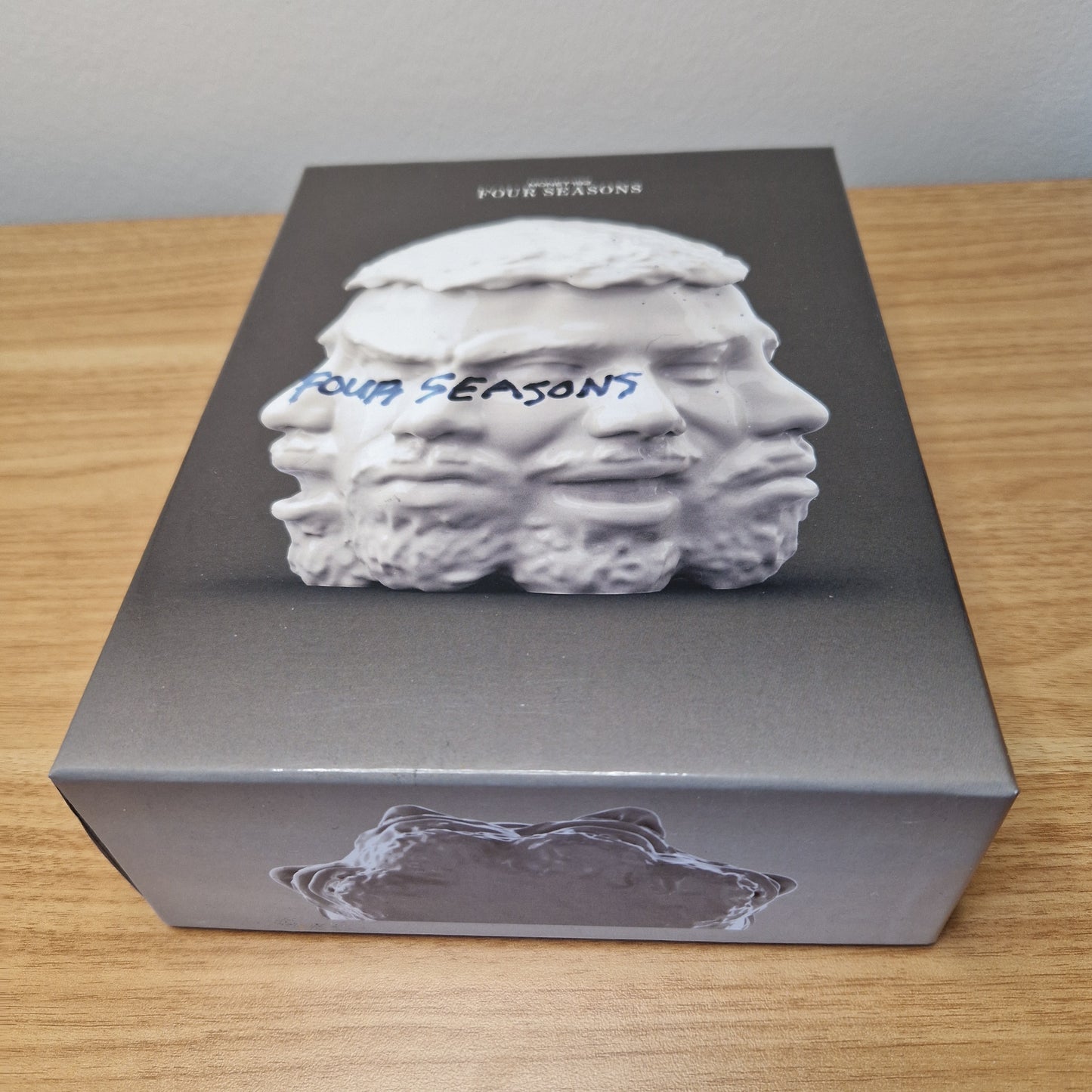 Monet192 - Four Seasons	Limitierte Fanbox Zustand: Sehr Gut