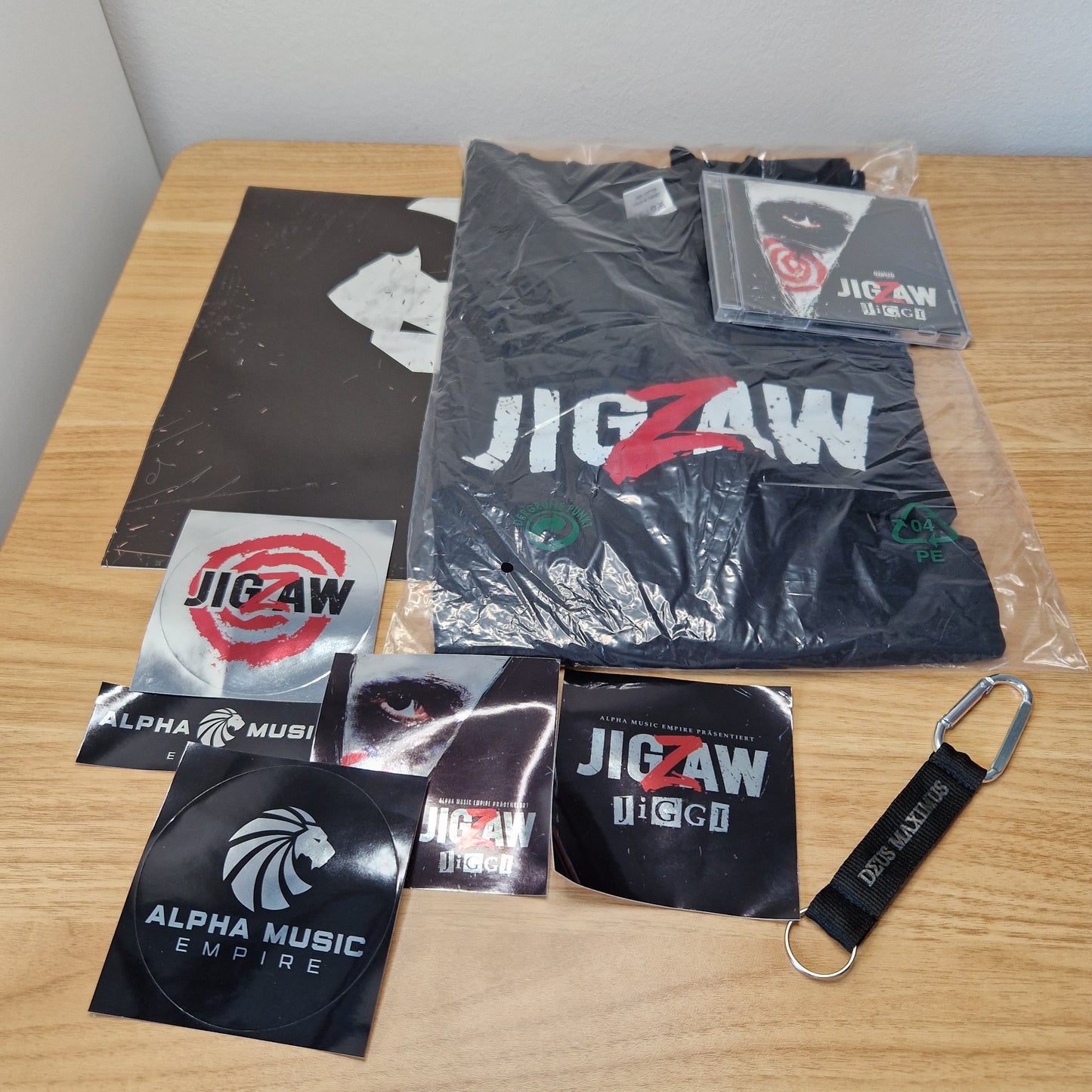 Jigzaw - Jiggi	Limited Edition Box Zustand: Sehr Gut