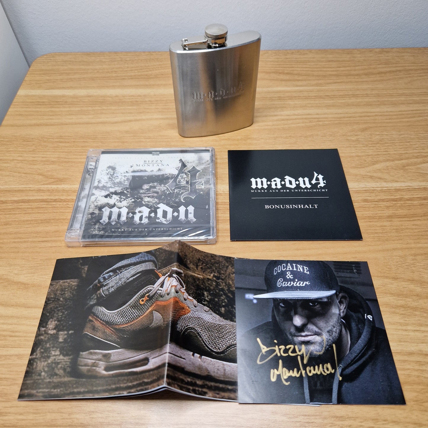 Bizzy Montana - Madu 4	Limitierte Fanbox