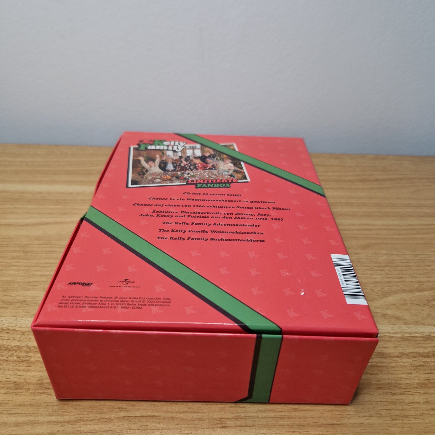 The Kelly Family - Christmas Party	Limited Fanbox