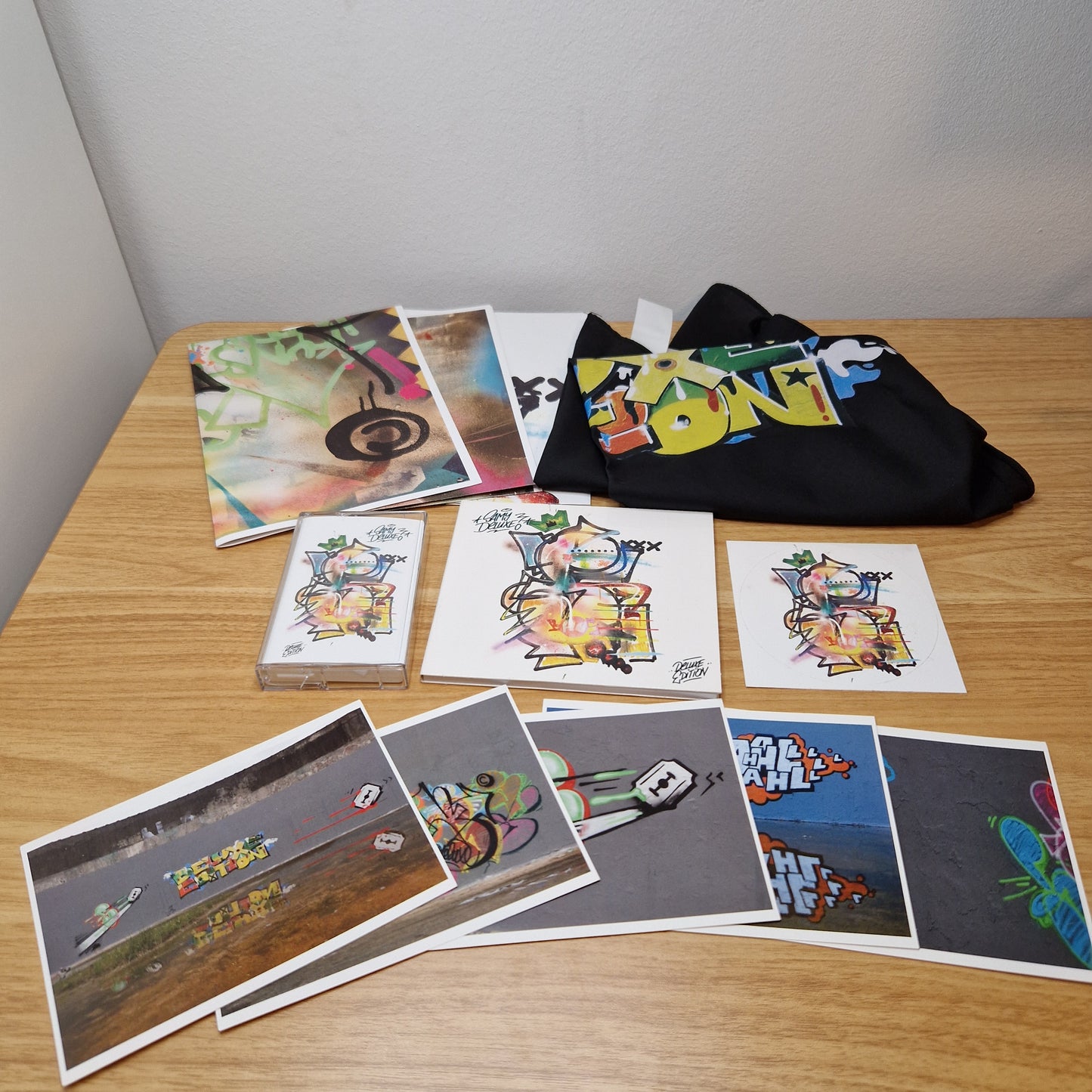 Samy Deluxe - Fanbox	Deluxe Edition