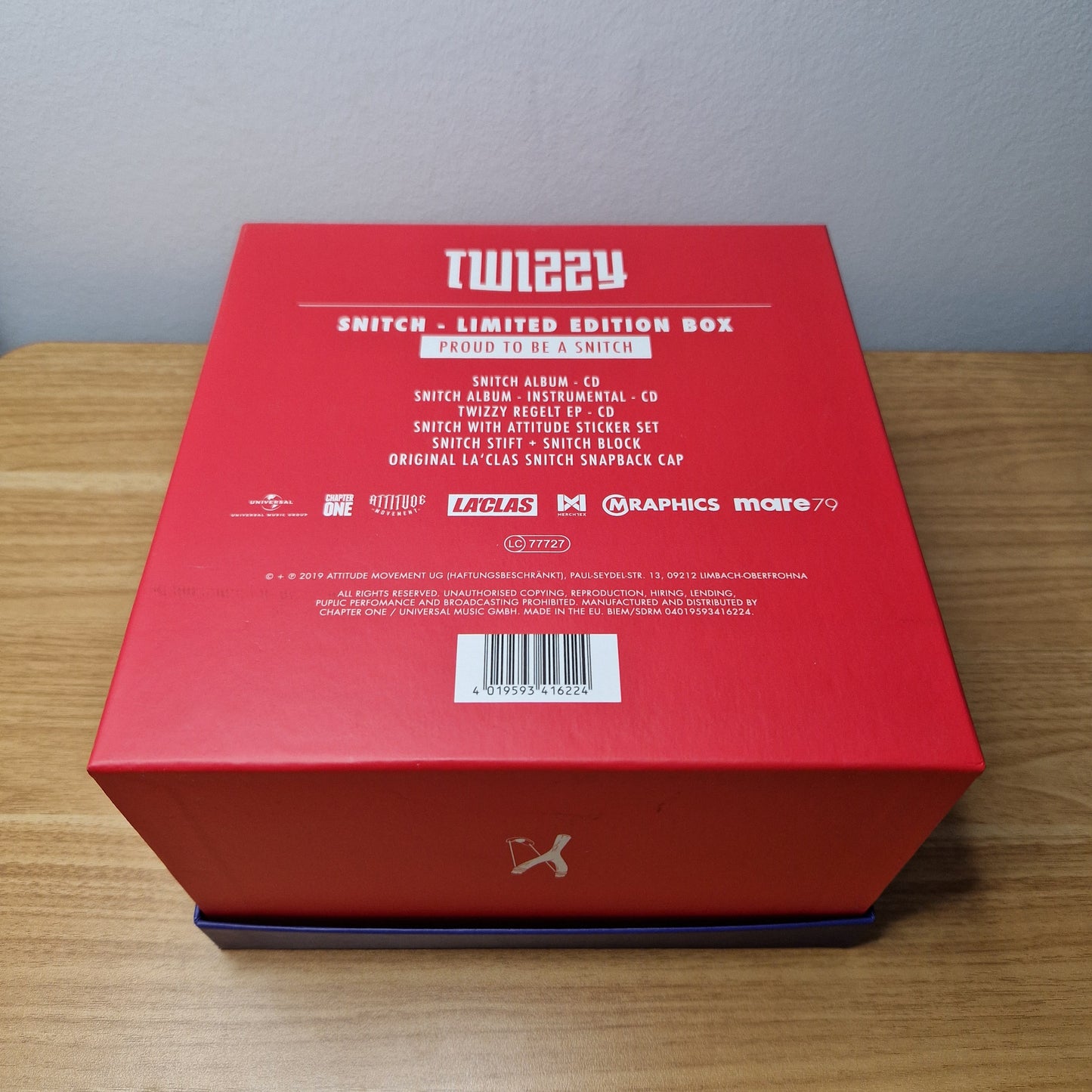 Twizzy - Snitch	Limited Deluxe Box