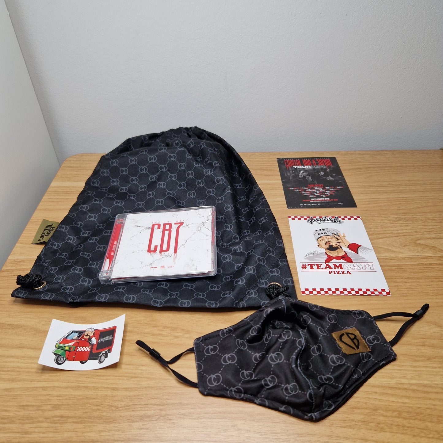 Capital Bra - CB7	Limited Deluxe Box	Cap fehlt