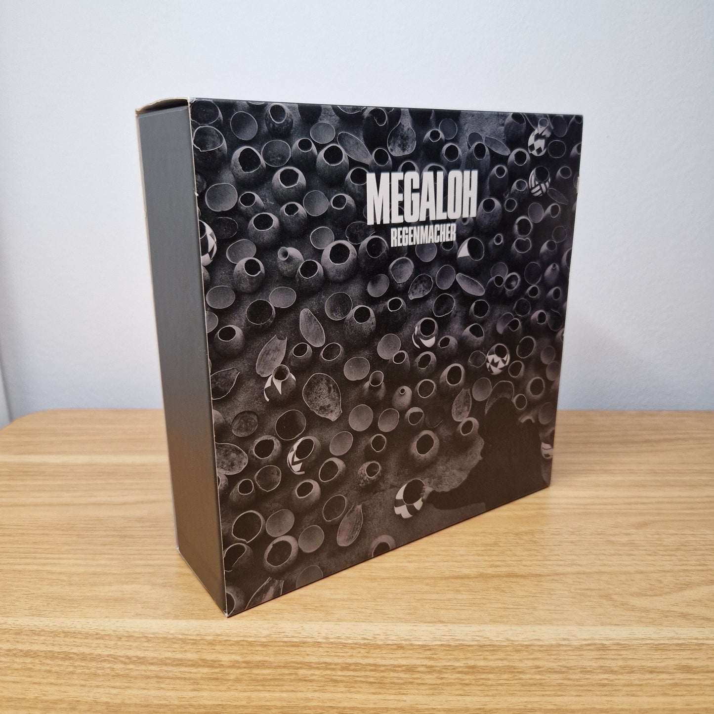 Megaloh - Regenmacher	Limited Deluxe Box