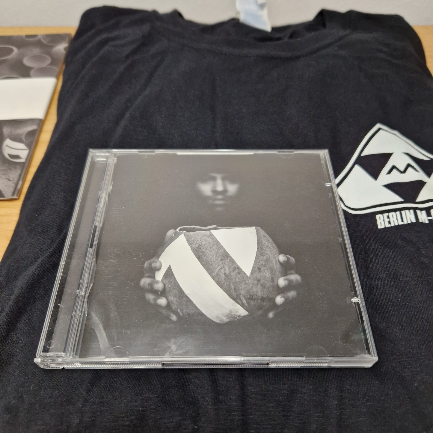 Megaloh - Regenmacher	Limited Deluxe Box