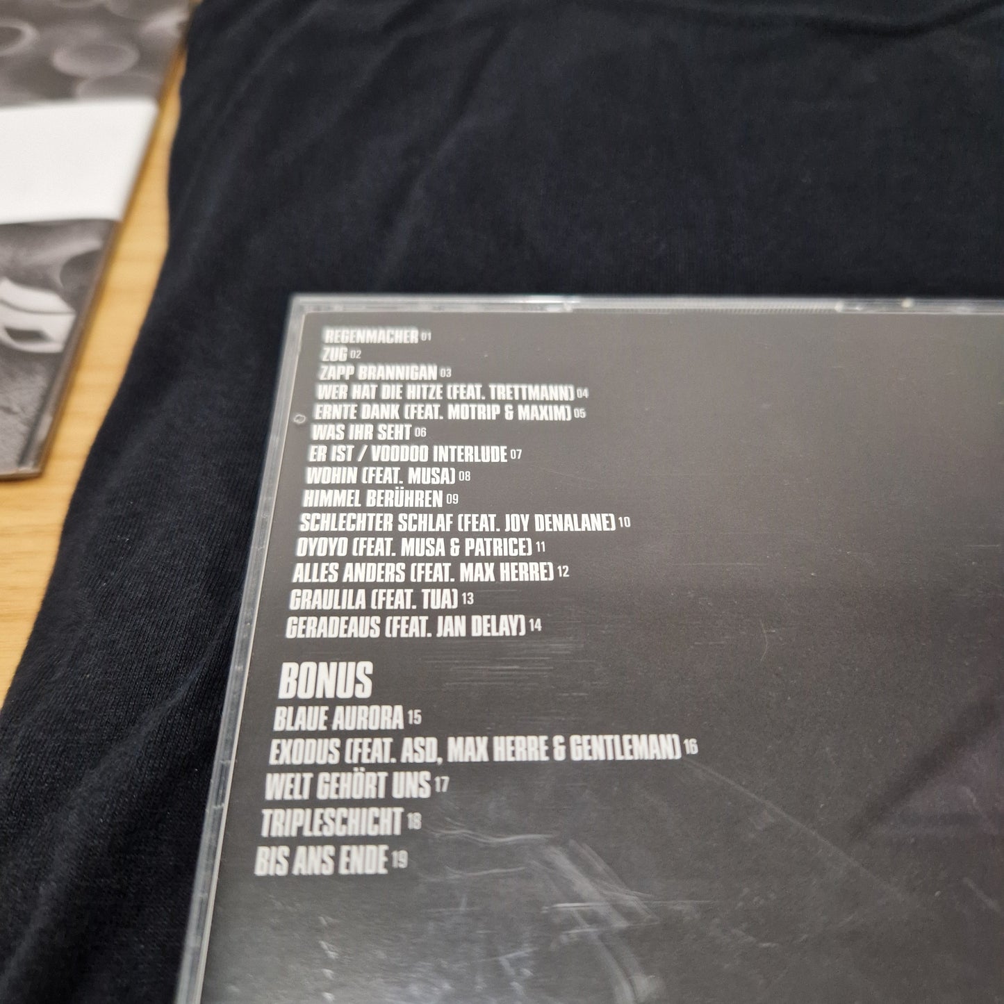 Megaloh - Regenmacher	Limited Deluxe Box