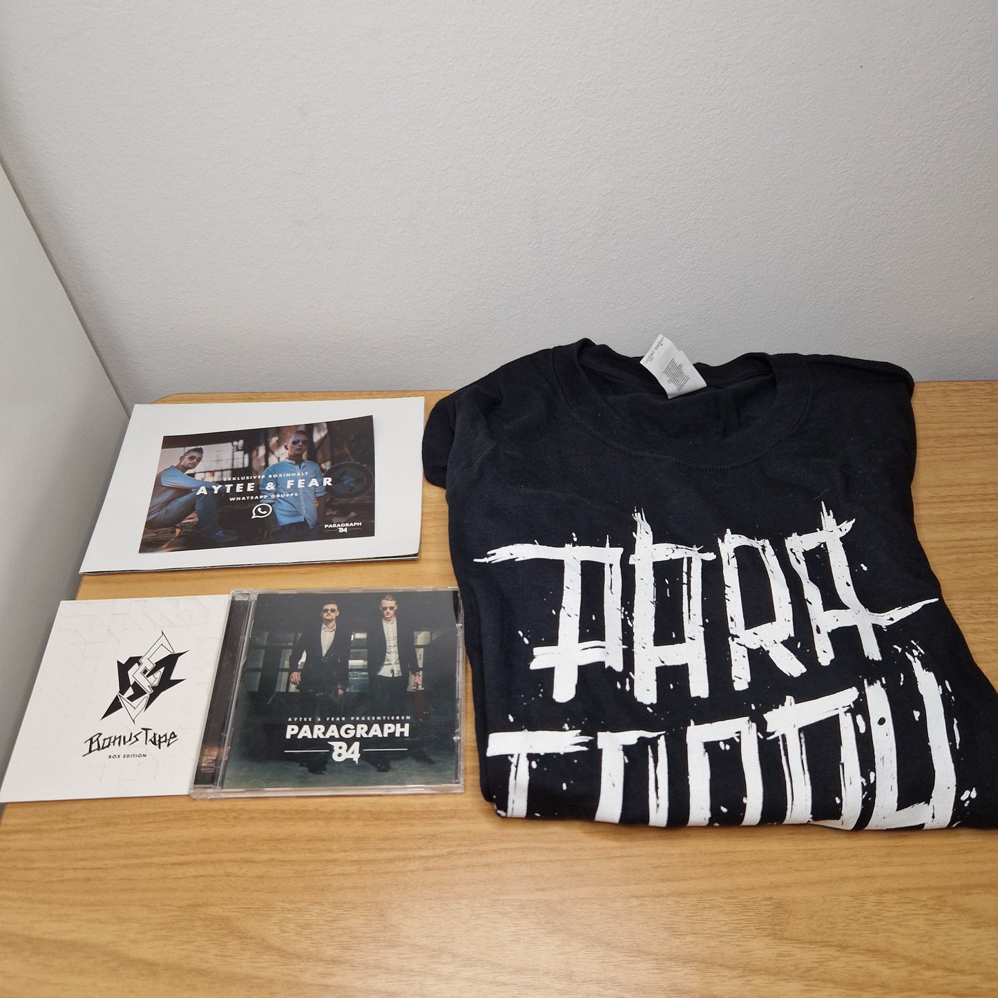 Aytee & Fear - Paragraph 84	Limitierte Fanbox	unvollständig