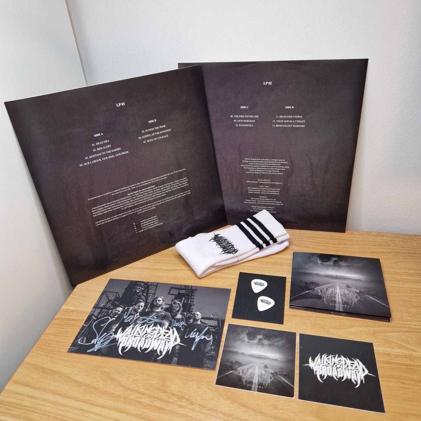 Walking Dead on Broadway - Dead Era	LP Box Set