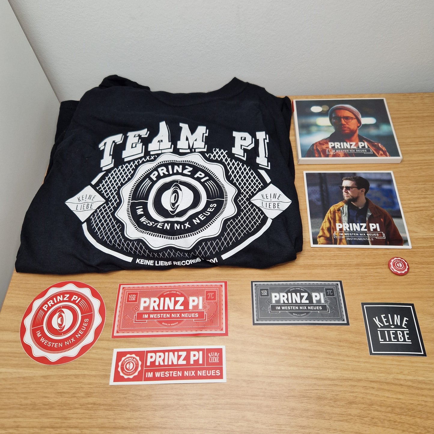 Prinz Pi - Im Westen Nix Neues	Limited Fan-Box	Poster und 1 Sticker fehlen