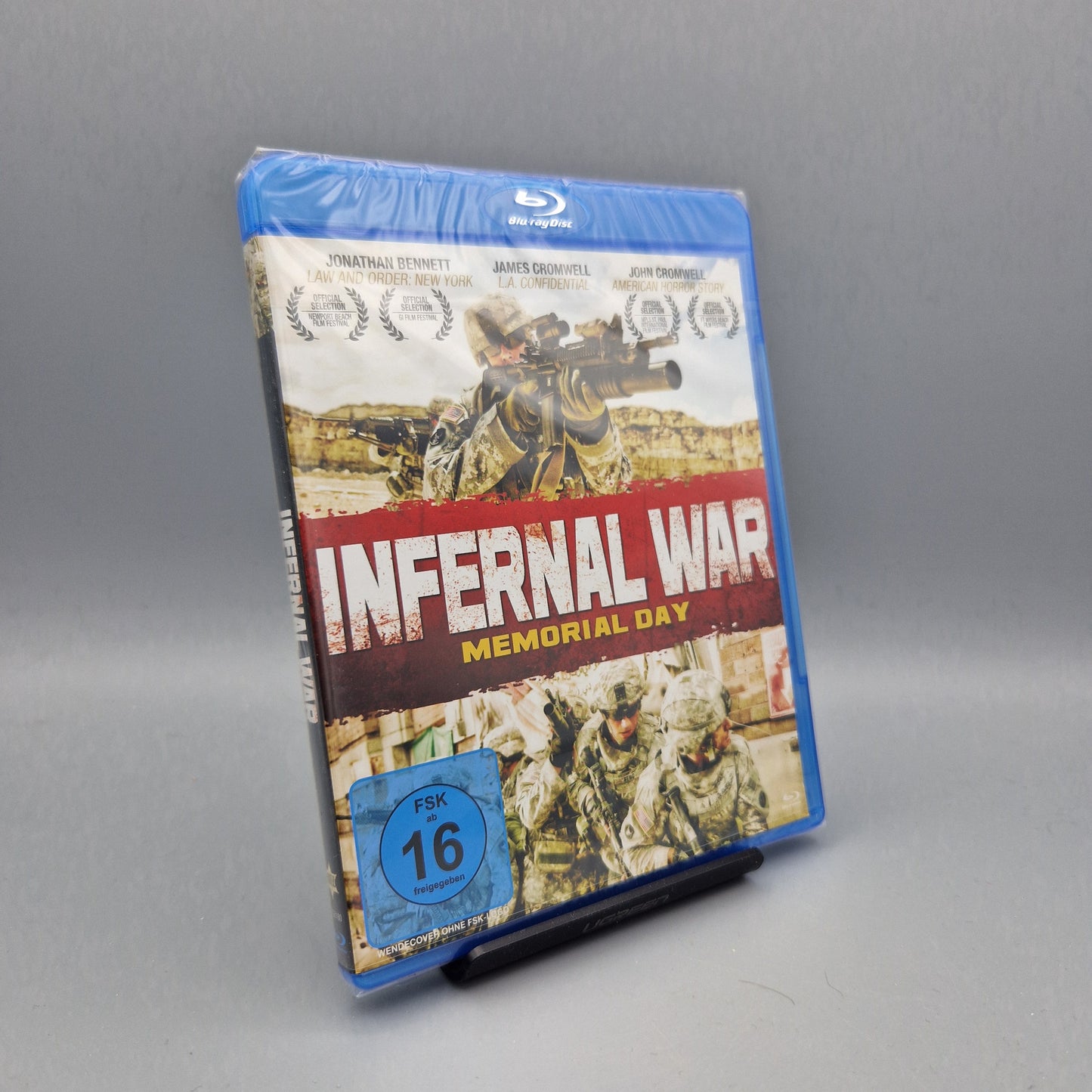 Blu-Ray Film: Infernal War - Memorial Day		mit James Cromwell