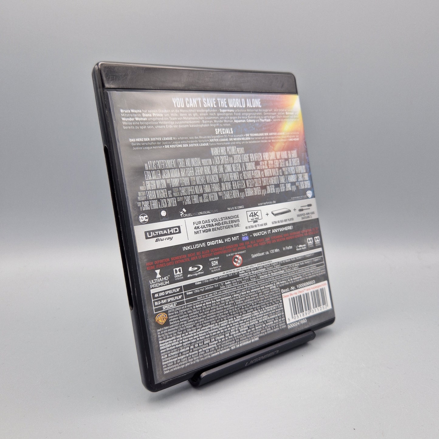Blu-Ray Film: 4K Ultra HD	DC Justice League