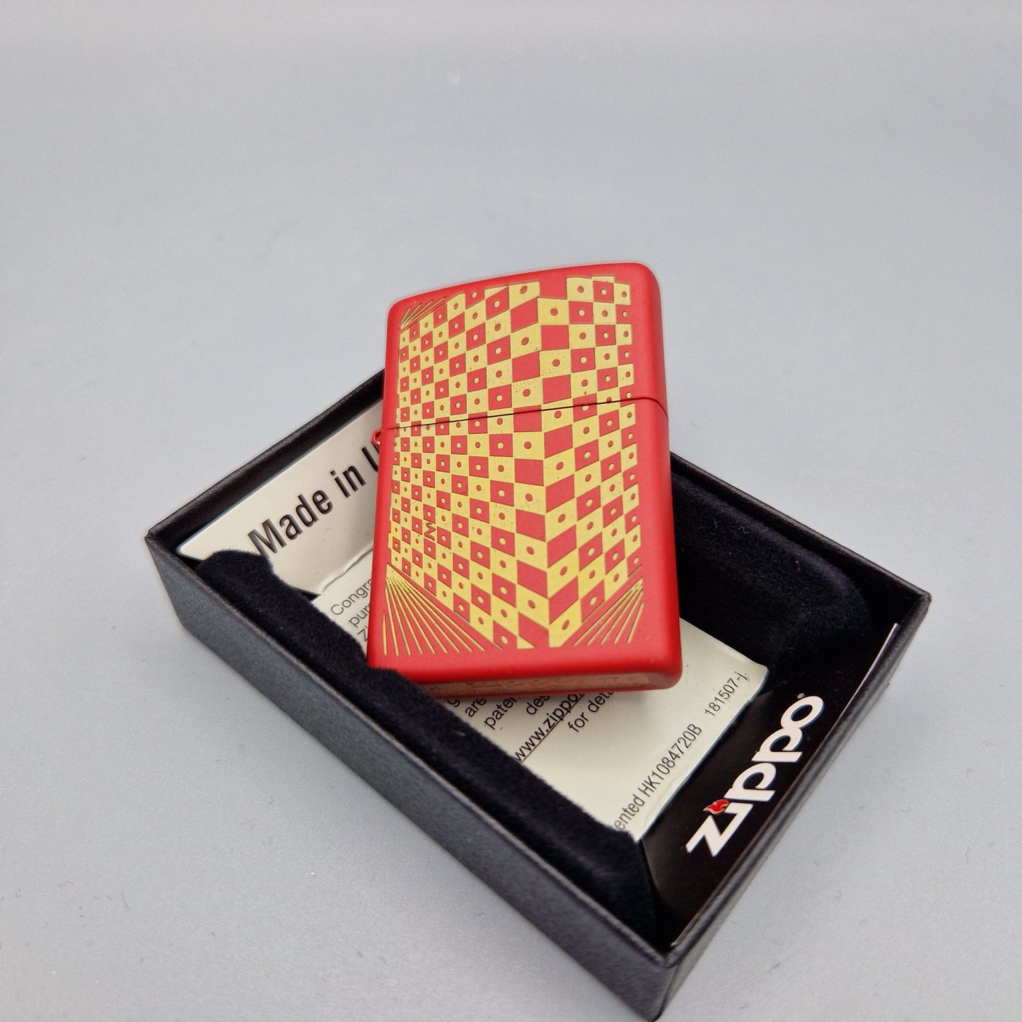 Zippo Feuerzeug 60003676	Pop Culture	H17	Lighter - ungezündet