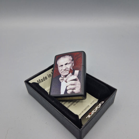 Zippo Feuerzeug 60004030	Mr. Blaisdell	B18	Lighter - ungezündet