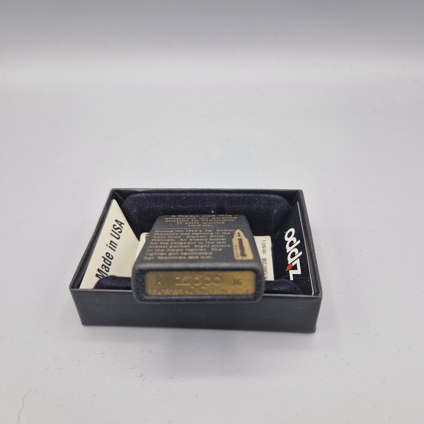 Zippo Feuerzeug Catching Bull	K16	Lighter - ungezündet