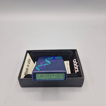 Zippo Feuerzeug DNA	C18	Lighter - ungezündet