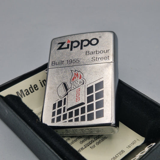 Zippo Feuerzeug 60004320	Barbour St Building	F18	Lighter - ungezündet