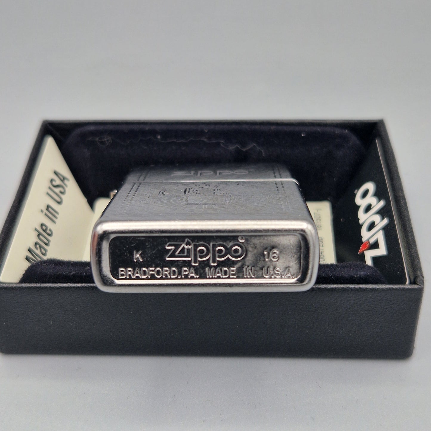 Zippo Feuerzeug 60003137	50th Anniversary	K16	Lighter - ungezündet