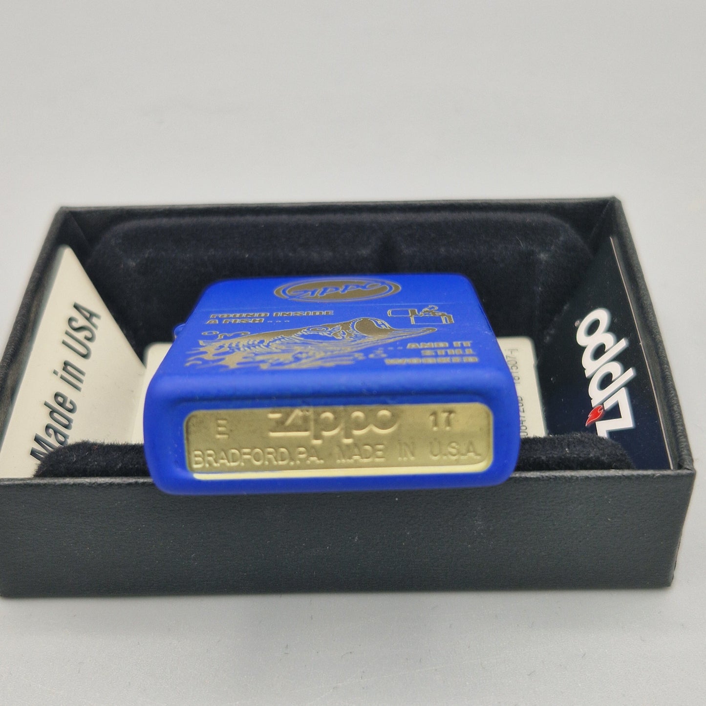 Zippo Feuerzeug Fish Belly	E17	Lighter - ungezündet