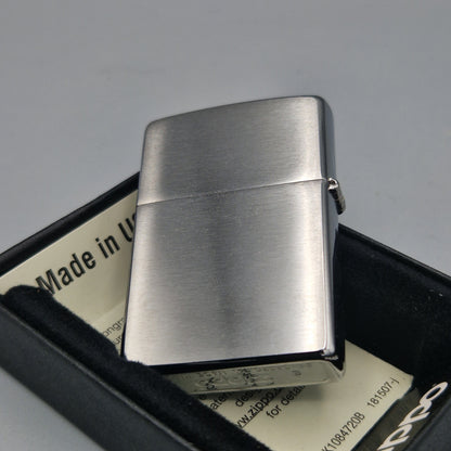 Zippo Feuerzeug 60004278	Metallique Dog	E18	Lighter - ungezündet