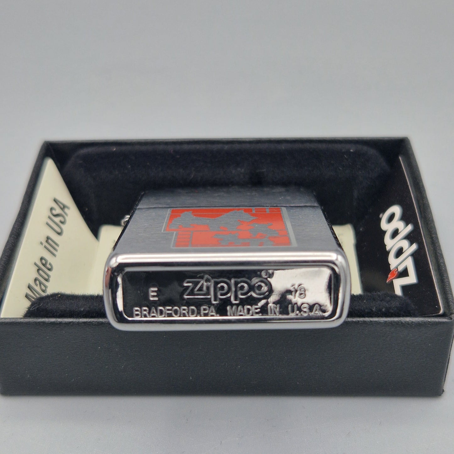 Zippo Feuerzeug 60004278	Metallique Dog	E18	Lighter - ungezündet