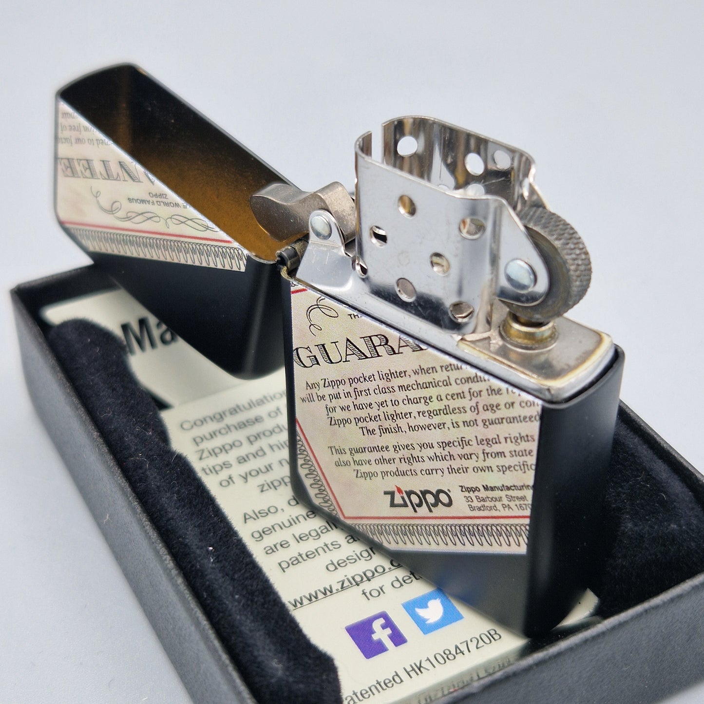 Zippo Feuerzeug Modell "Guarantee"	H16	Lighter - ungezündet