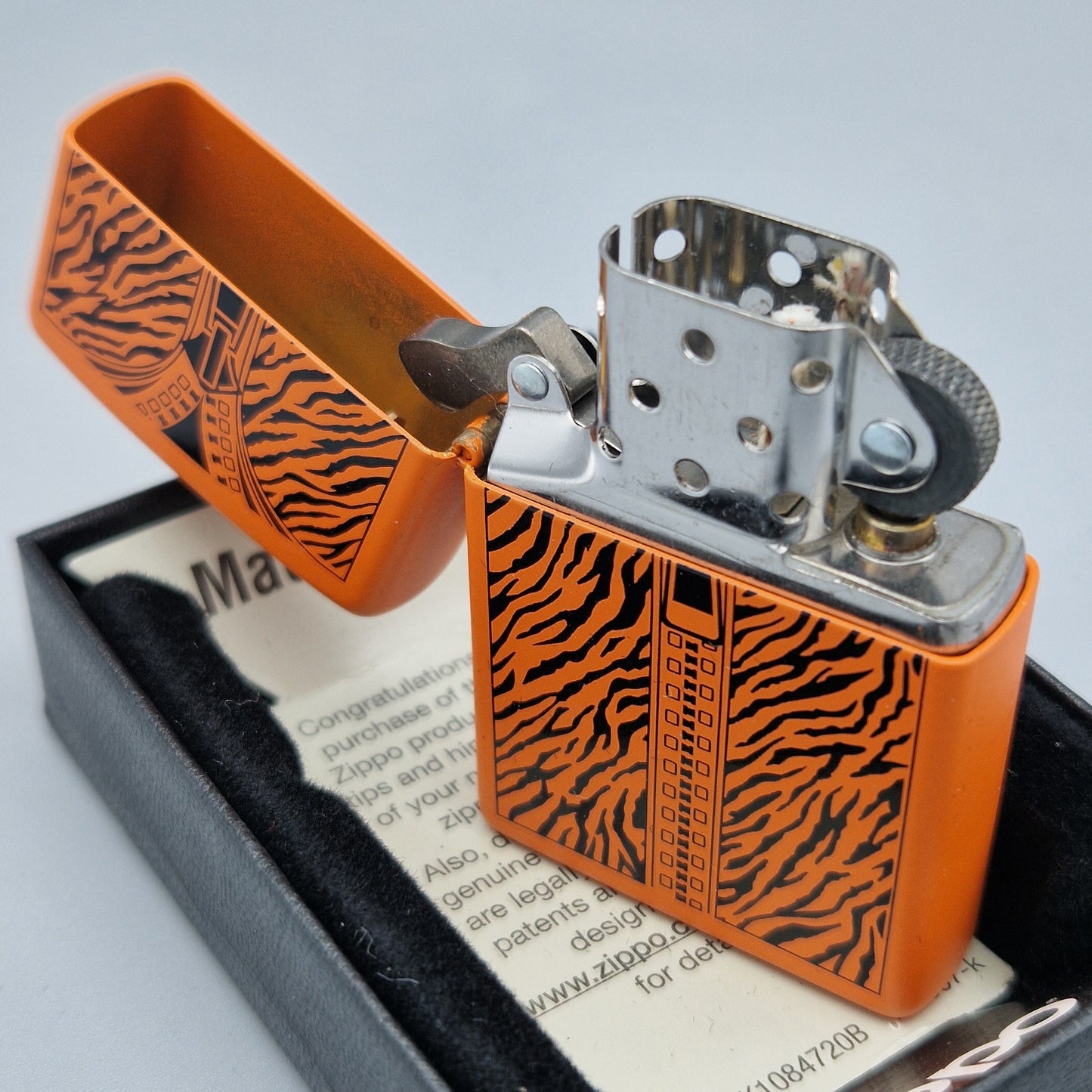 Zippo Feuerzeug 60004535	Zipper	I18	Lighter - ungezündet