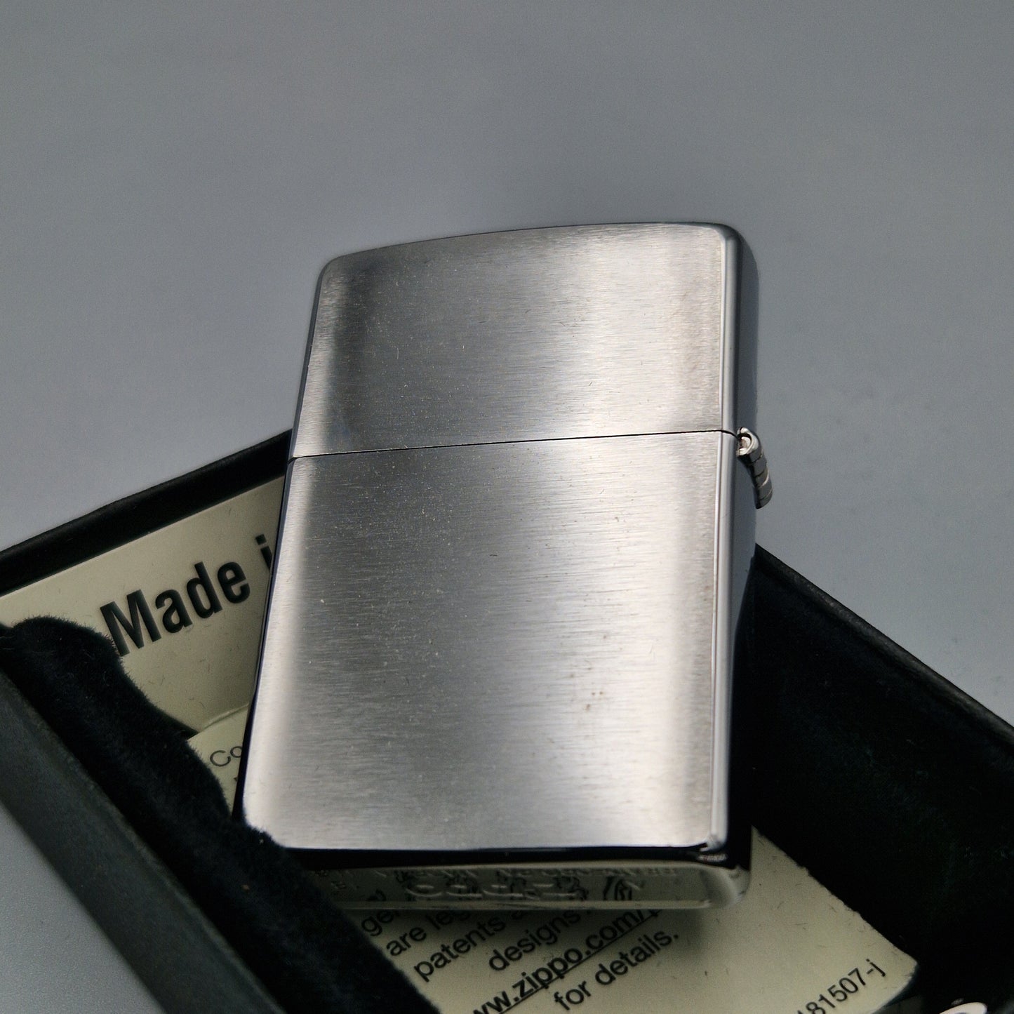 Zippo Feuerzeug 60004013	Saigon	A18	Lighter - ungezündet