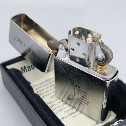 Zippo Feuerzeug 60004013	Saigon	A18	Lighter - ungezündet