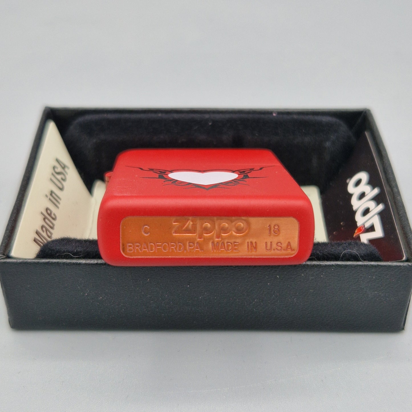 Zippo Feuerzeug 60004179	Valentin's Day	C18	Lighter - ungezündet