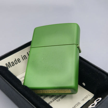 Zippo Feuerzeug 60003887	Environment	J17	Lighter - ungezündet