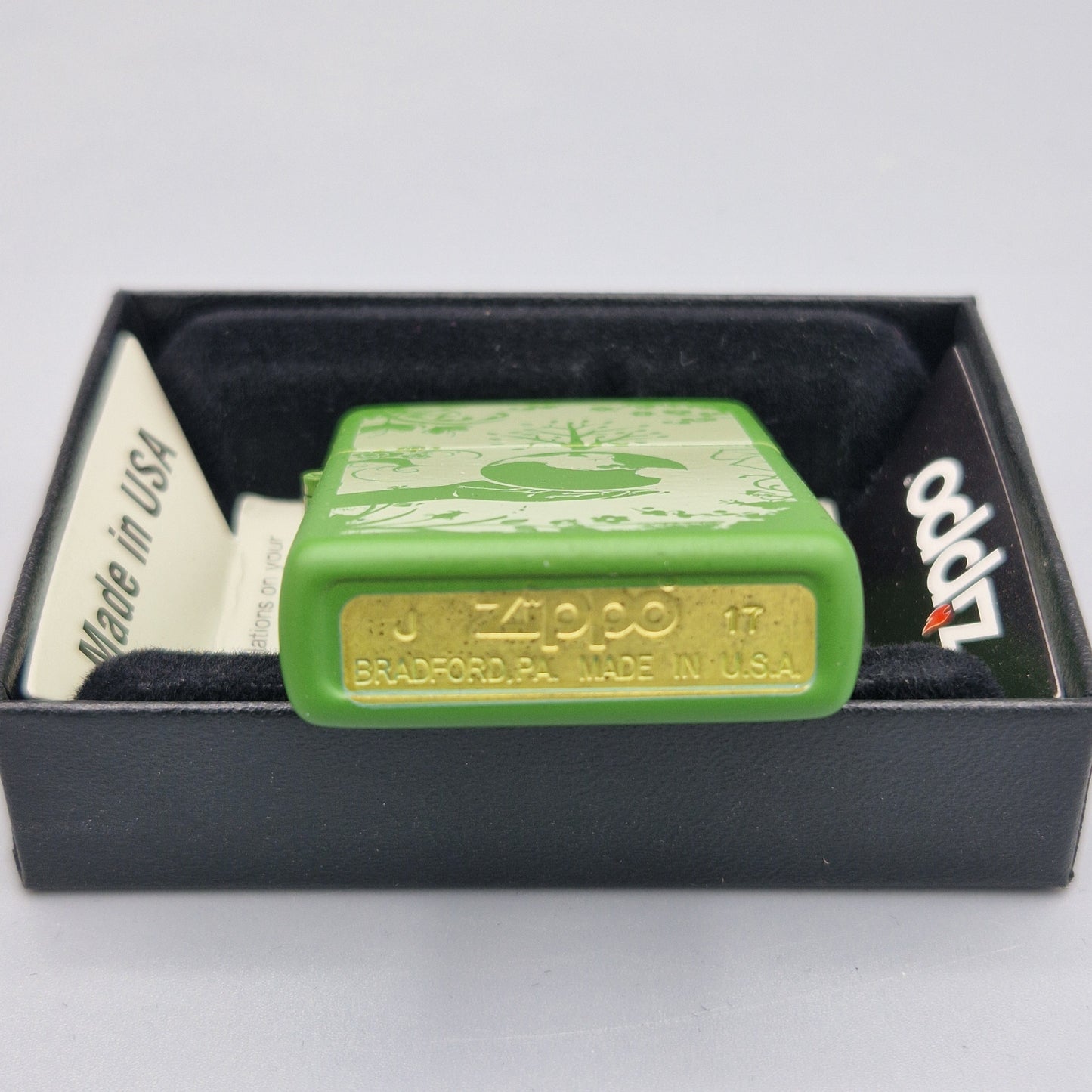 Zippo Feuerzeug 60003887	Environment	J17	Lighter - ungezündet