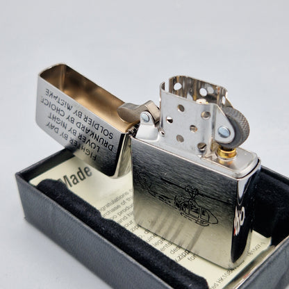 Zippo Feuerzeug 60002965	Vietnam 1	F18	Lighter - ungezündet