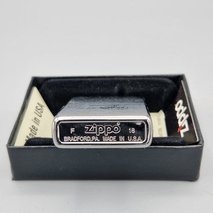 Zippo Feuerzeug 60002965	Vietnam 1	F18	Lighter - ungezündet